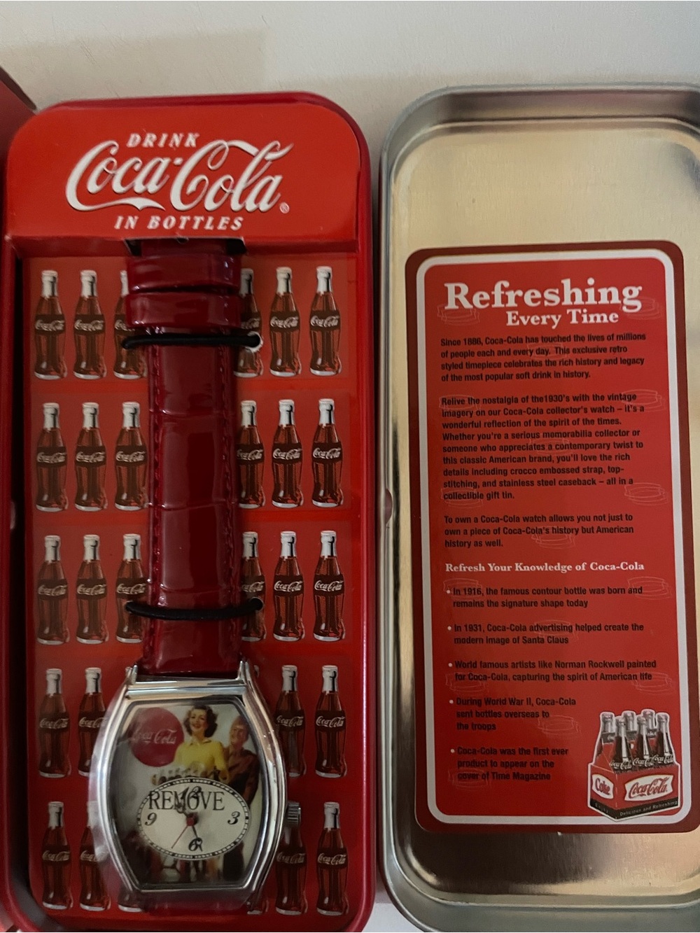 Coca-Cola Red Retro Bottle Band Wristwatch in Collectible Tin